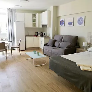 https://guajara-modern-studio.in-canary-islands.com